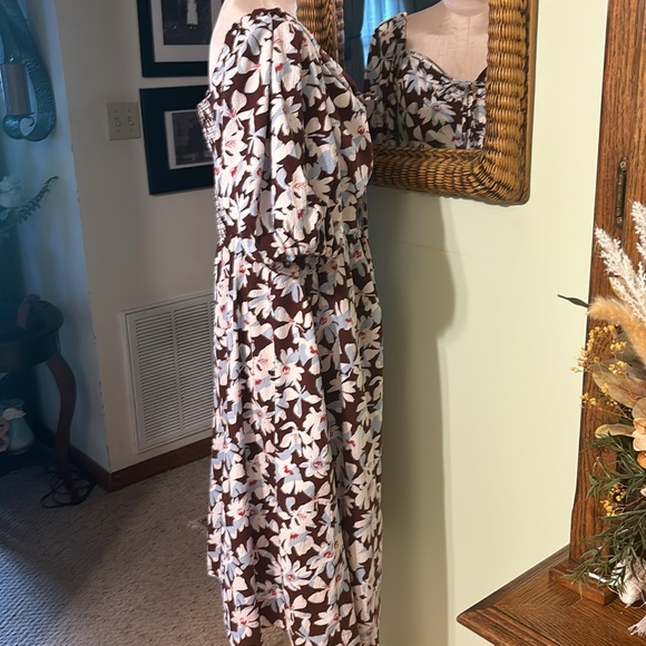 New Free Assembly Printed Dress - Picture 3 of 7